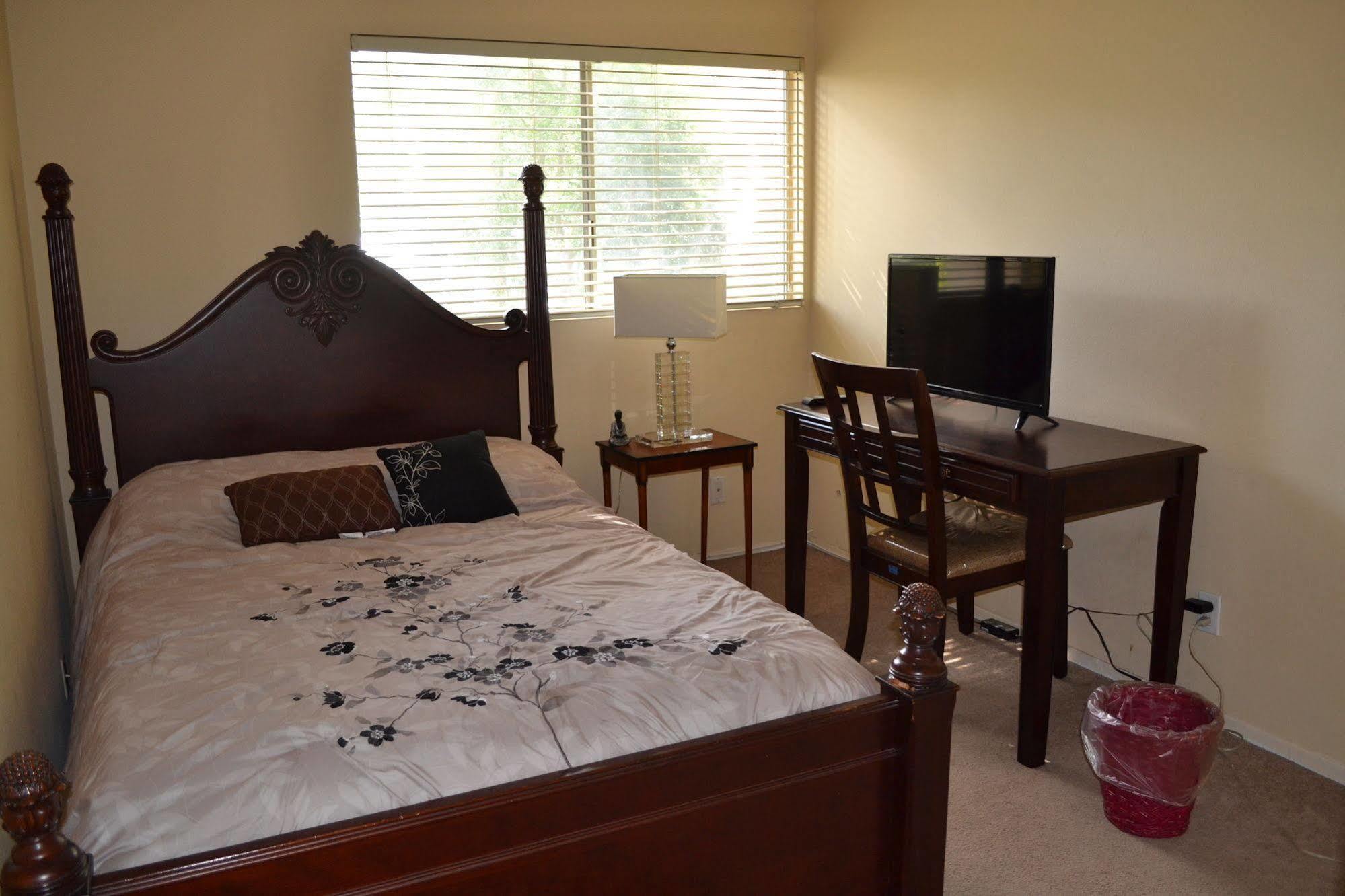 Bed And Breakfast In Hollywood Hills Los Angeles Exterior foto